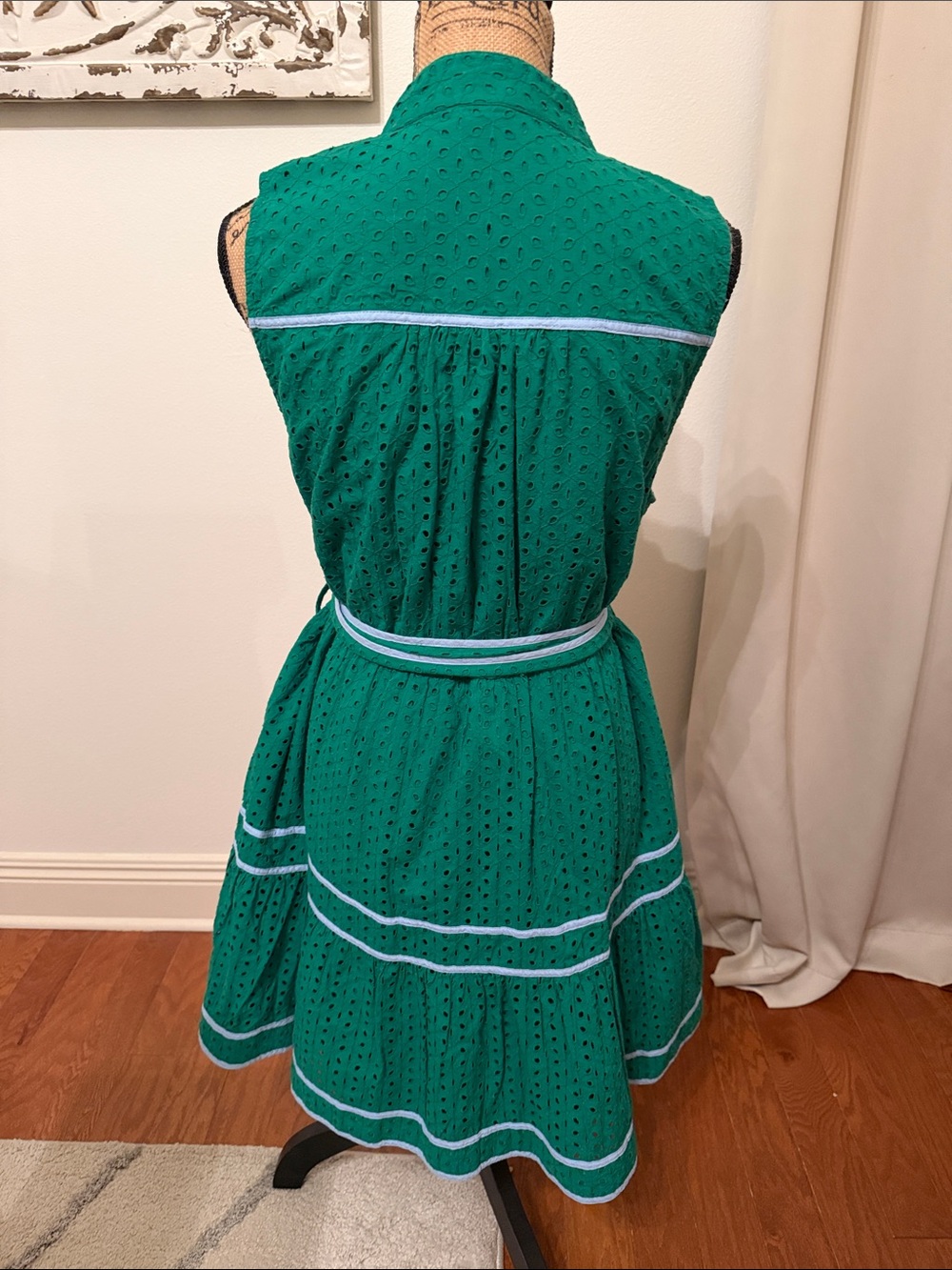 TULANE Sleeveless Green Eyelet Fit-and-Flare Dress with Light Blue Trim L - Picture 2 of 5